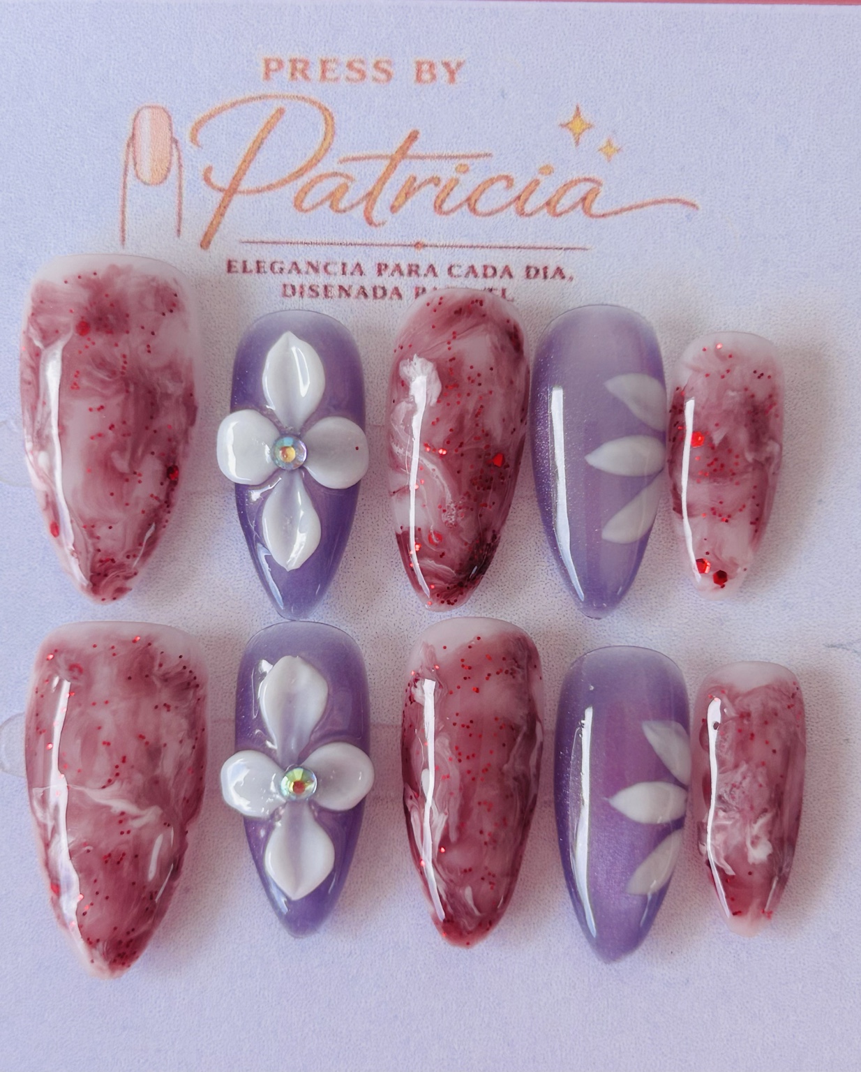 Set de uñas press on Berry Blossom