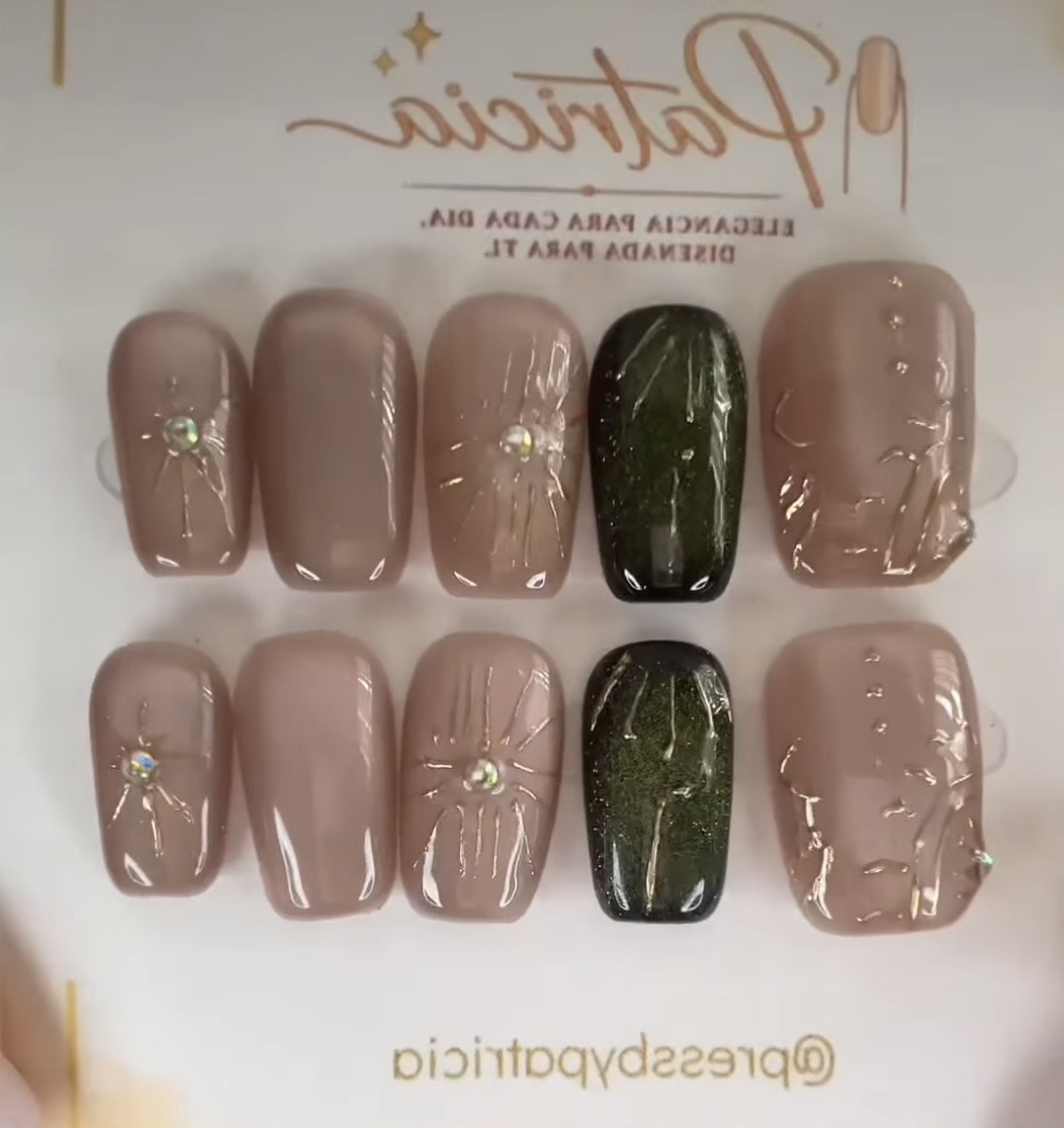 Set de uñas press on Emerald Luxe
