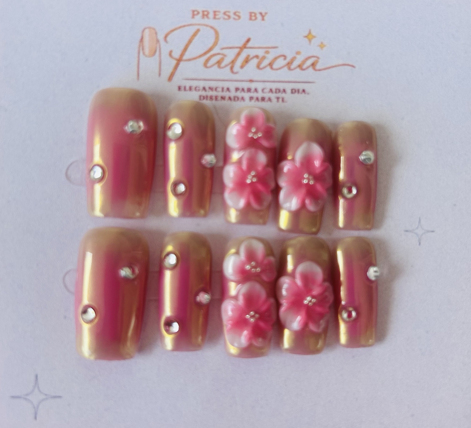 Set de uñas press on Golden Hibiscus