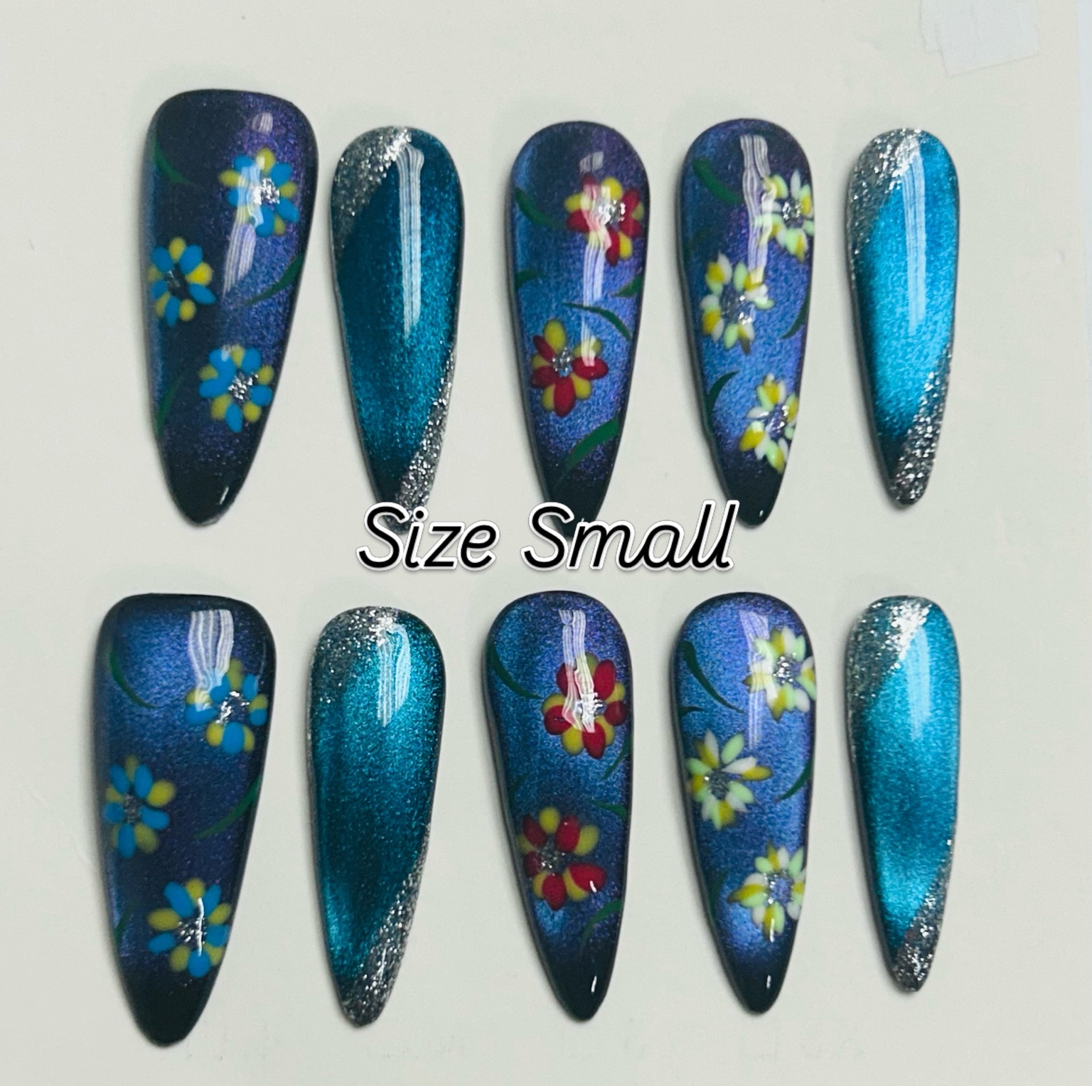 Set de uñas press on Midnight Garden