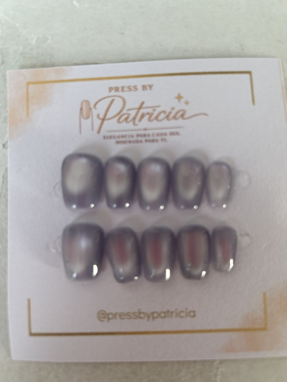 Set de uñas press on Plum Halo