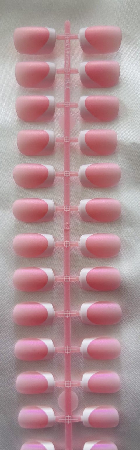 Set de 30 uñas press on Rosé Satin