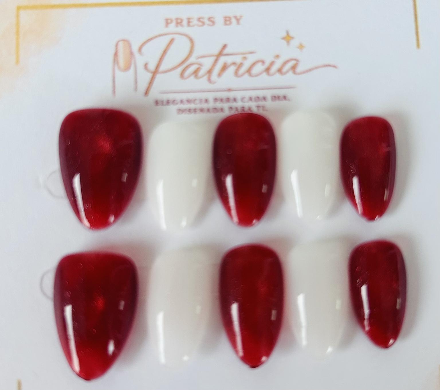 Set de uñas press on Ruby Contrast