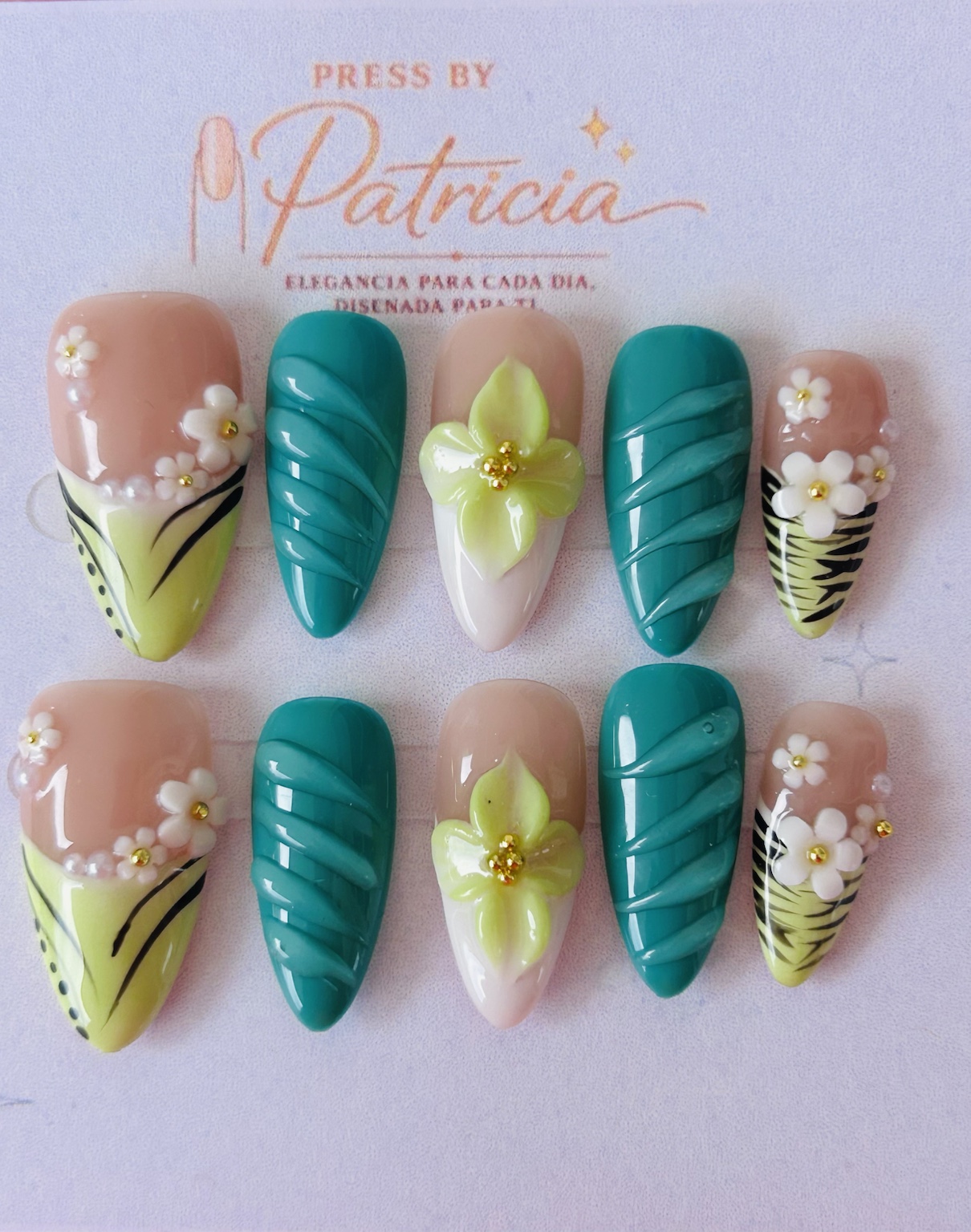 Set de uñas press on Tropical Blossom
